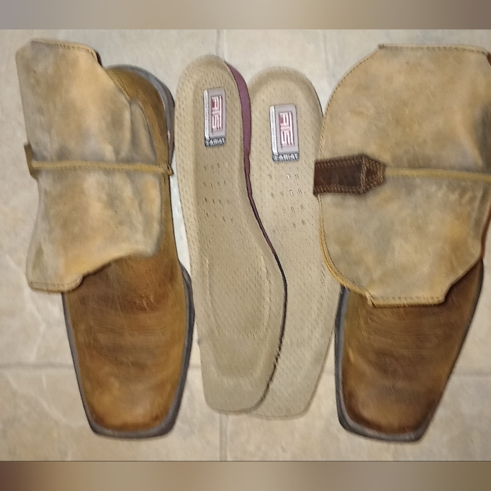 Ariat Rambler Brown Leather Square Toe Western Cowboy Boots Mens EUC Size 9.5 D